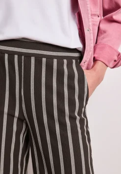 Wide Legs broek in casual pasvorm met strepen