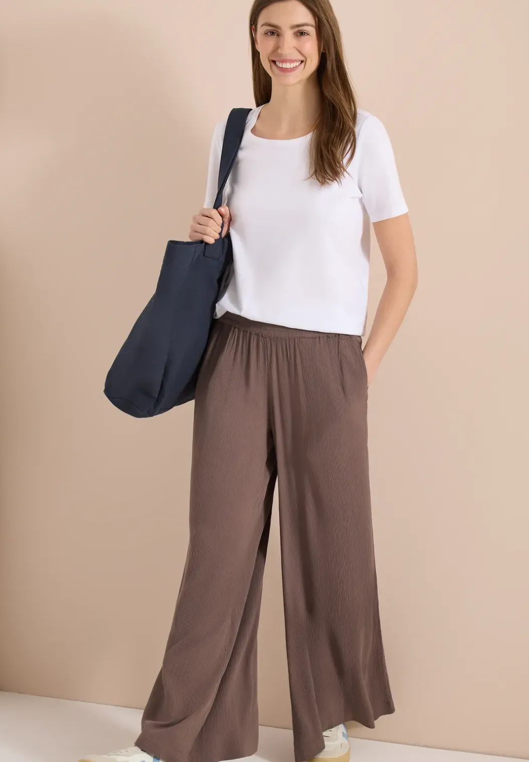 Wide Legs broek met crêpe structuur