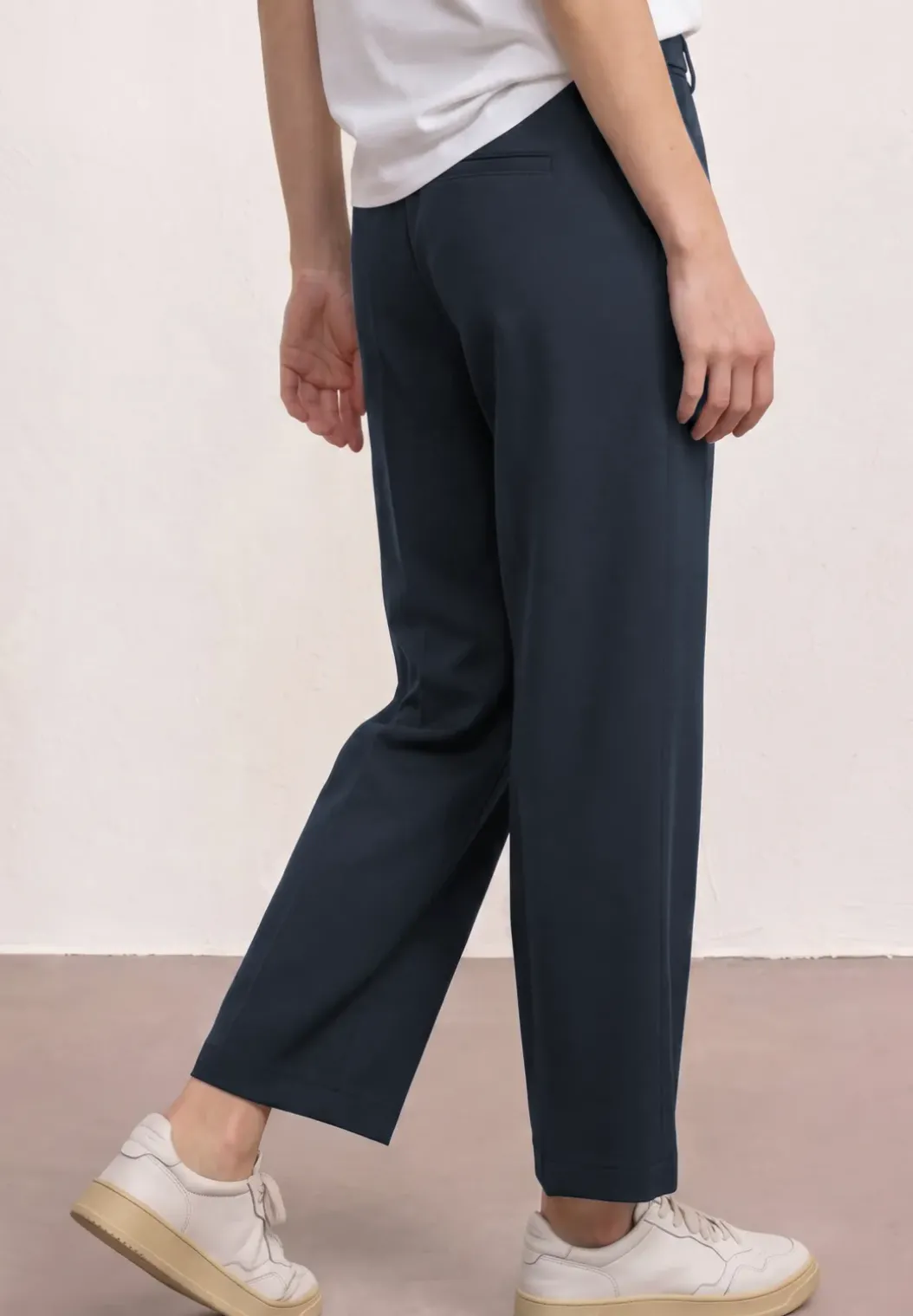 Wide Legs broek met knoopdetail