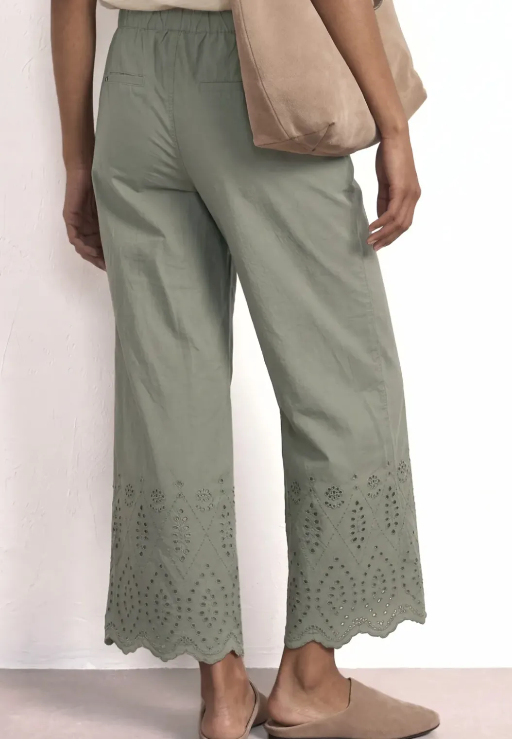 Wide Legs broek met Shiffley borduursel