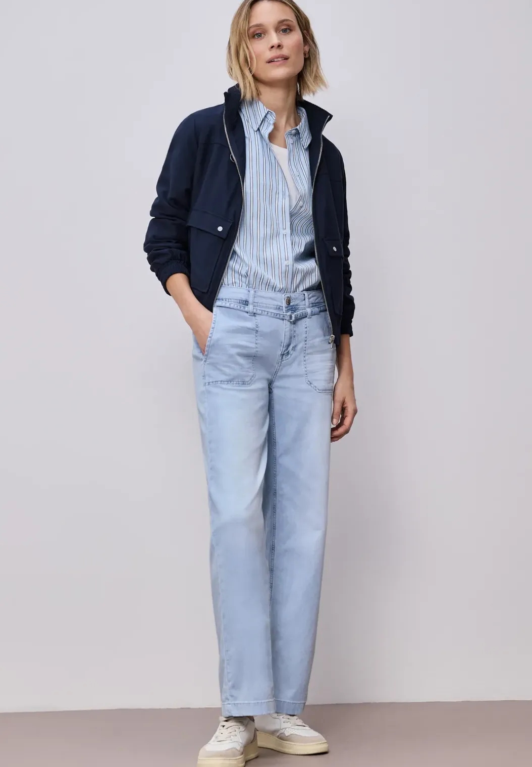 Wide Legs in gebleekte look