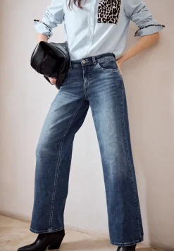 Wide Legs Jeans