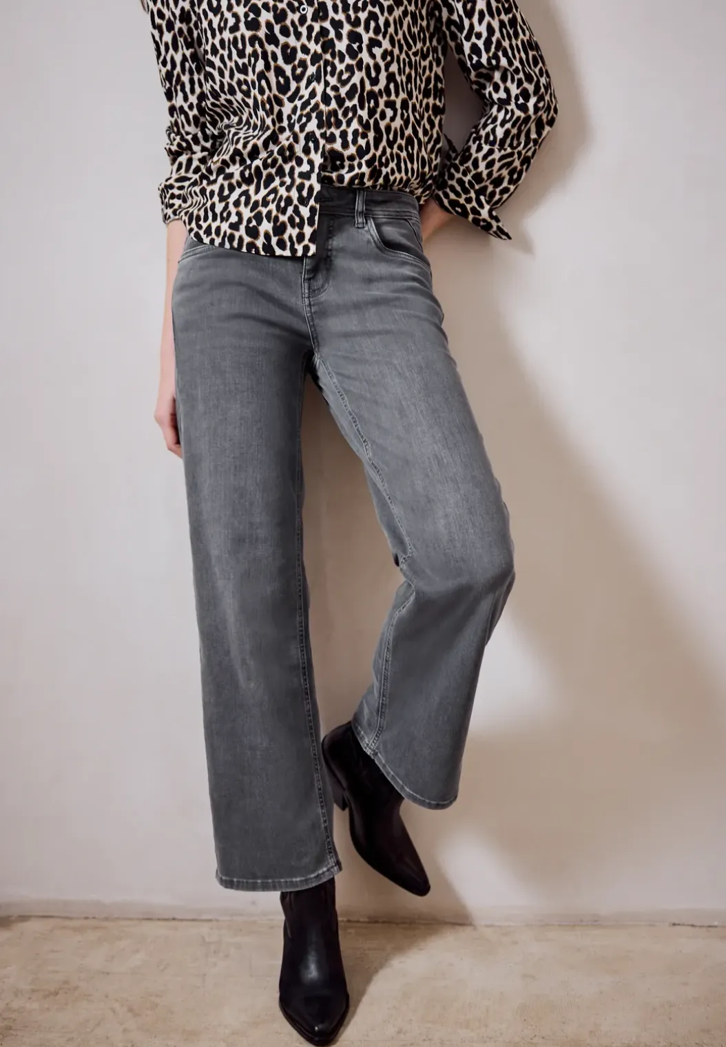 Wide Legs Jeans