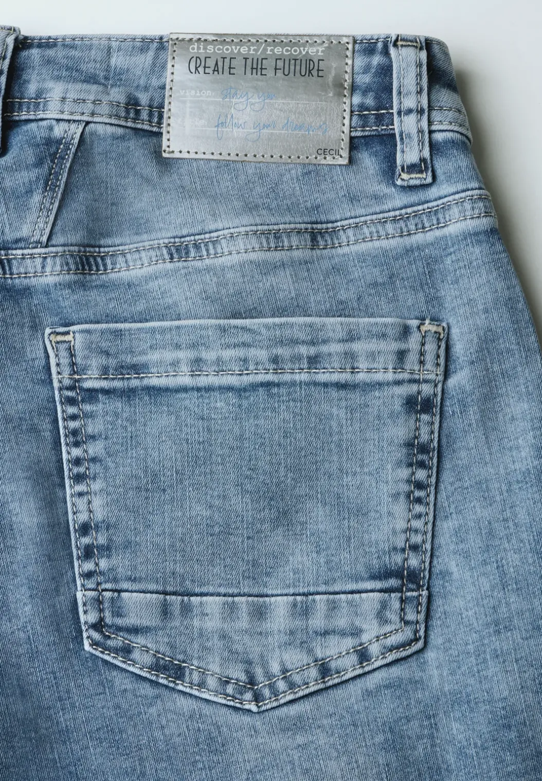 Wide Legs Jeans