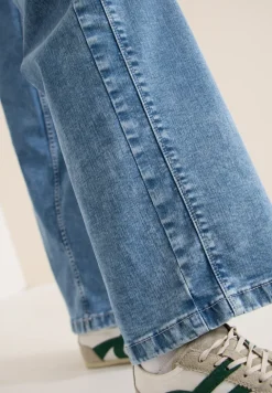 Wide Legs Jeans