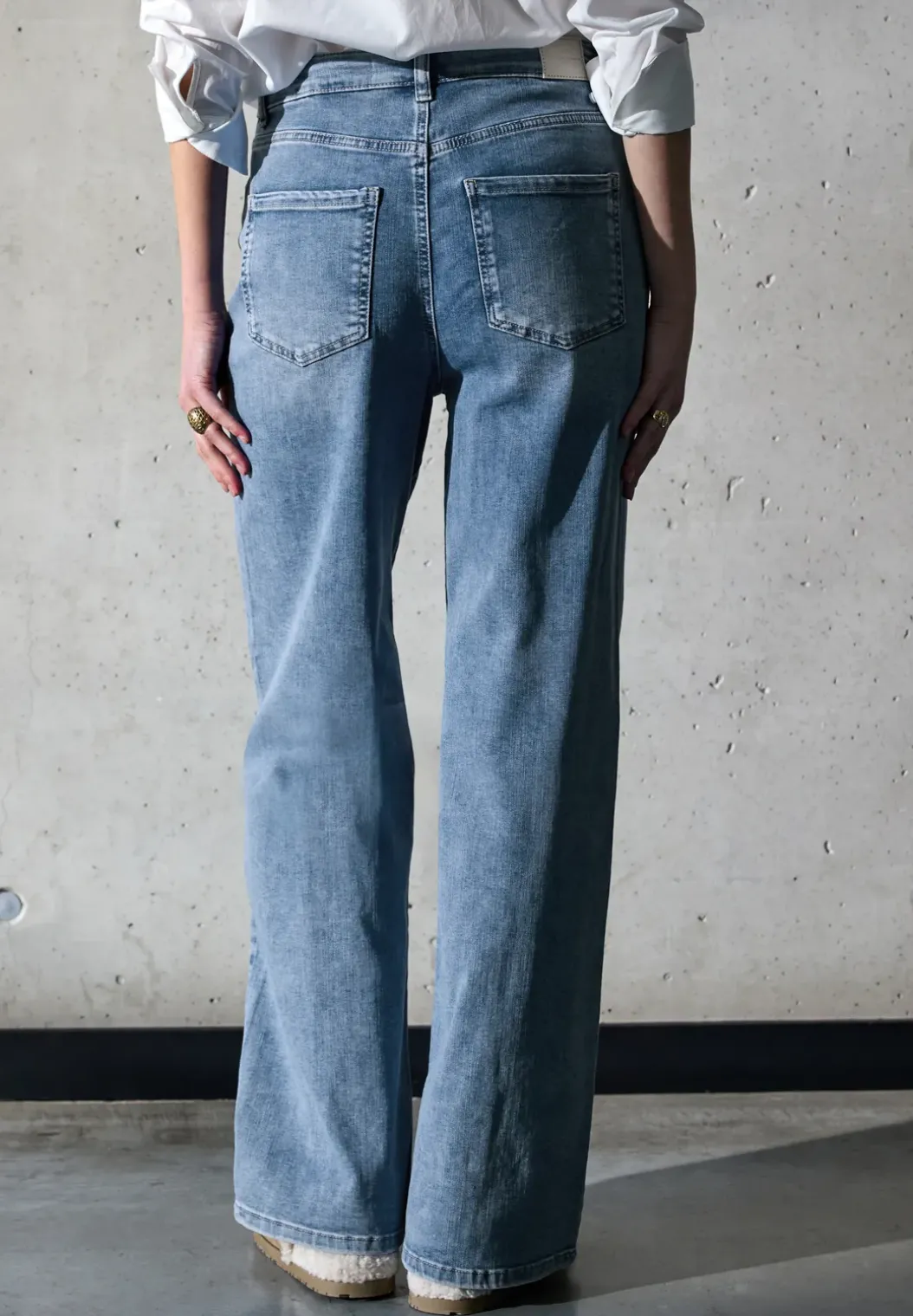 Wide Legs Jeans