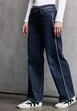 Wide Legs Jeans