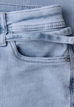 Wide Legs Jeans