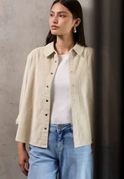 Zachte corduroy overhemdblouse